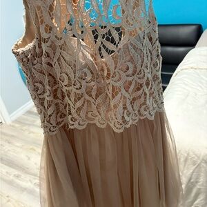 Morgan & Co. Beige Gold Sparkle Lace Dress